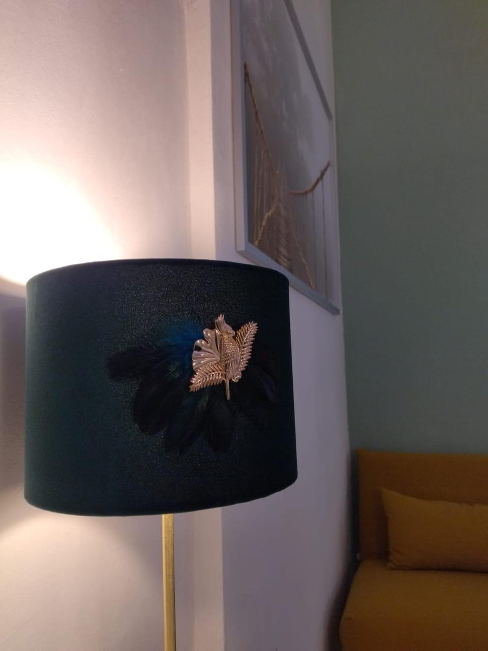 Photo of the whole room, Decorative detail