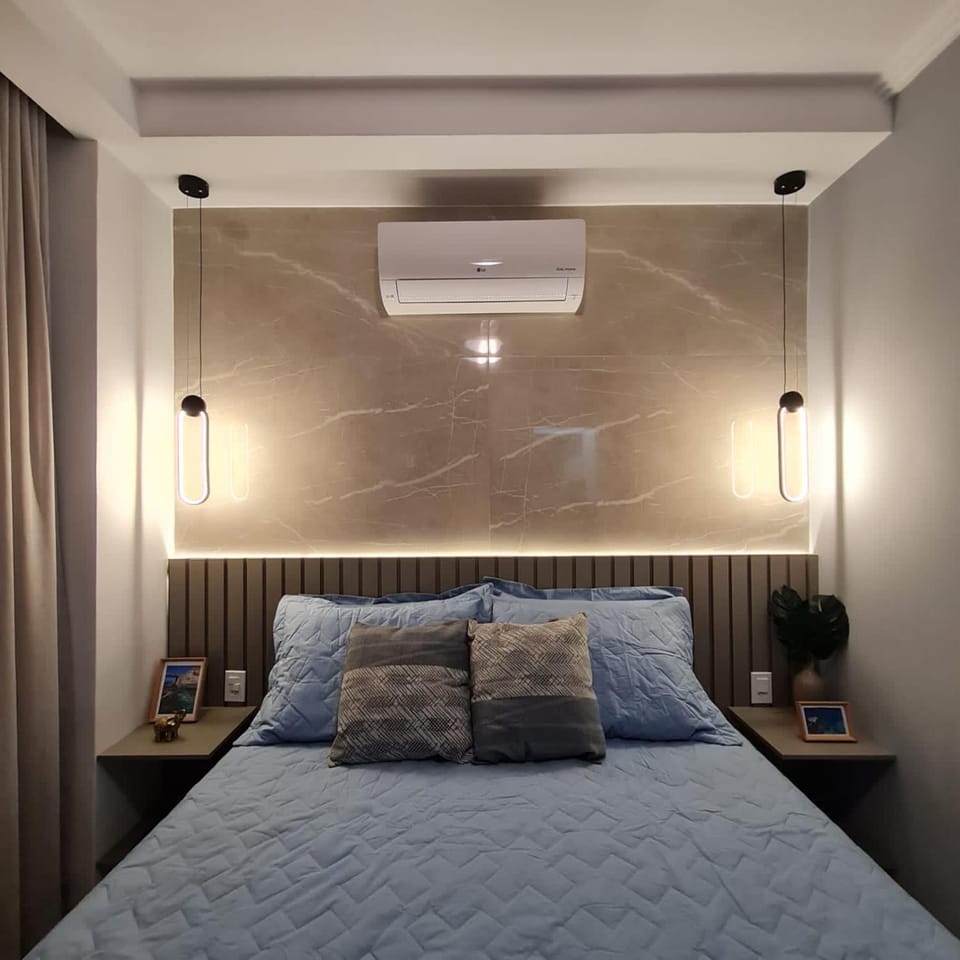 Bed, Photo of the whole room, Bedroom, air conditioner