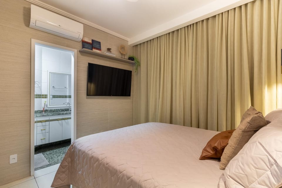 Bathroom, Photo of the whole room, wardrobe, air conditioner