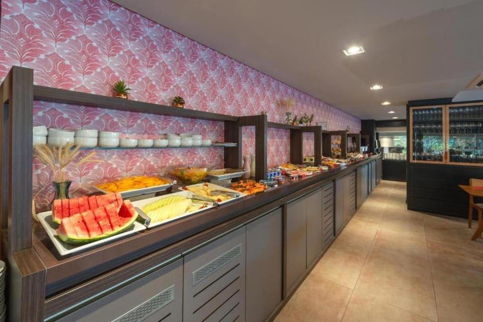 Laghetto Stilo Borges Hotel in Gramado
