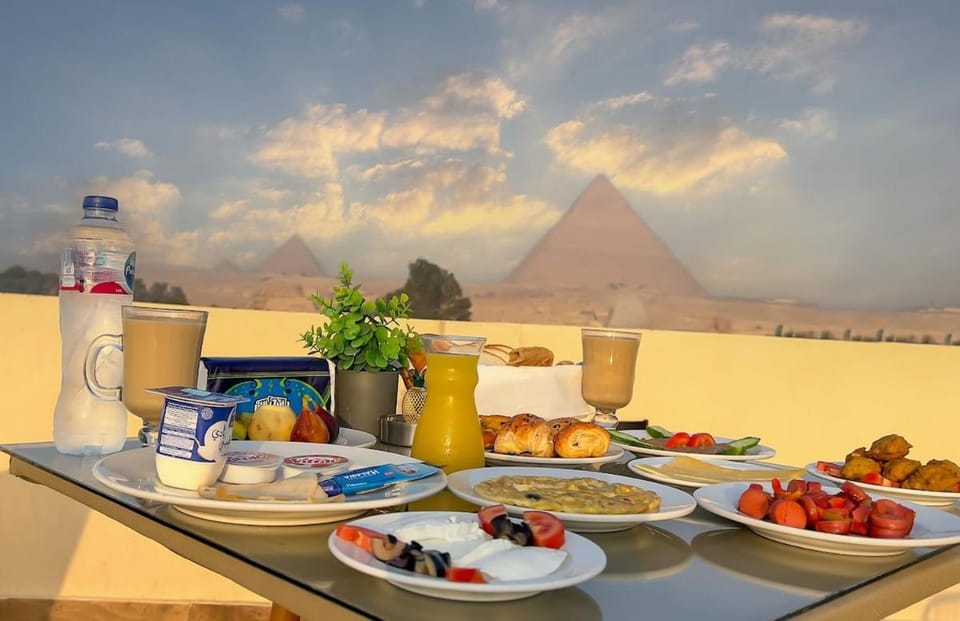 Day, Natural landscape, Food and drinks, Food, Breakfast, Drinks