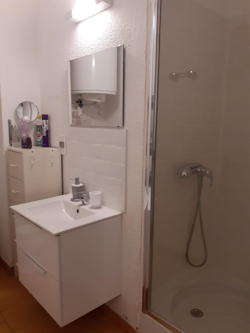 Shower, Bathroom