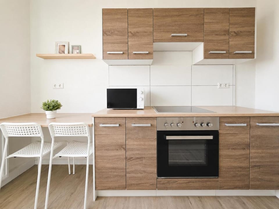 microwave, oven, stove, kitchen
