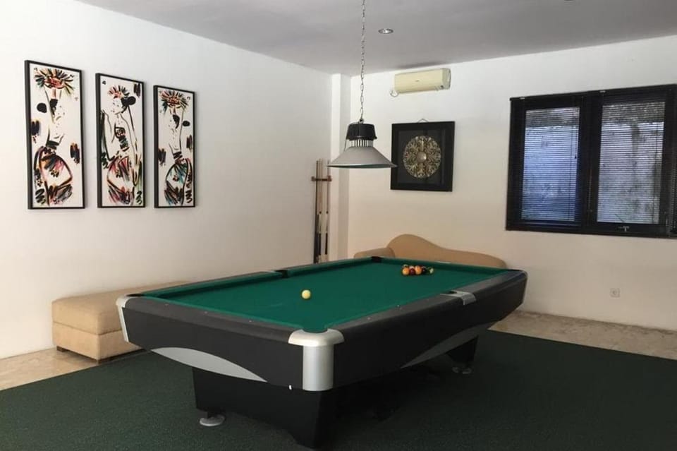 Billiard