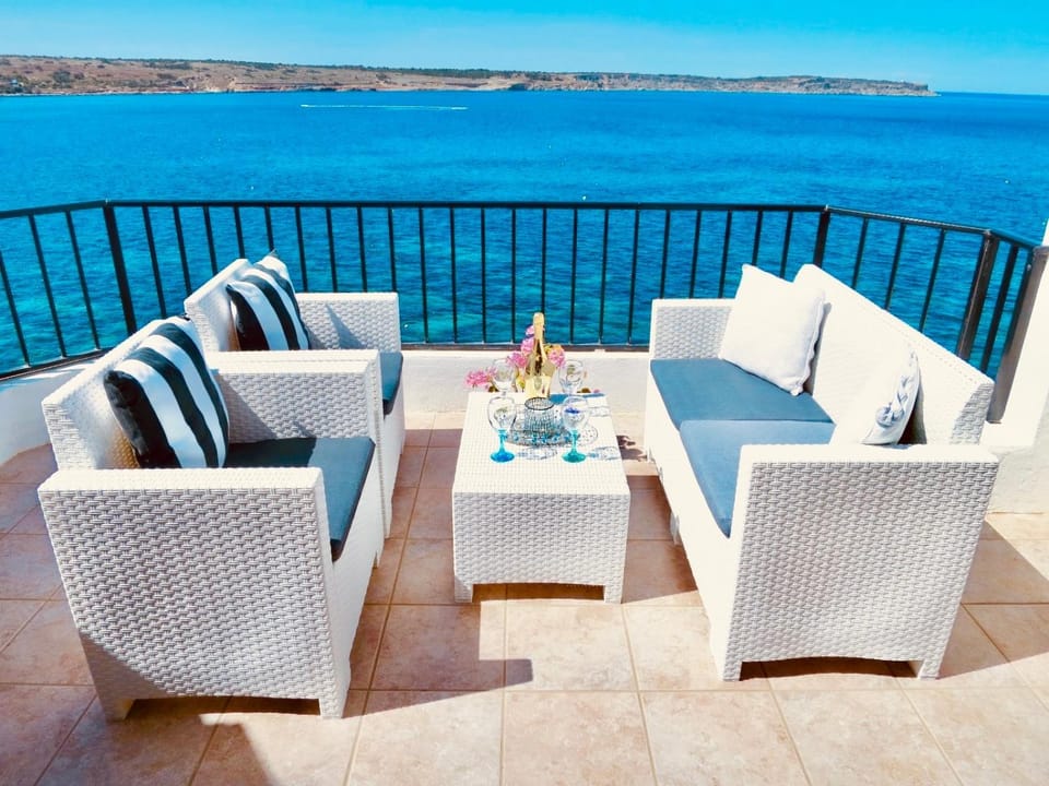 Patio, Day, Natural landscape, View (from property/room), Balcony/Terrace, Seating area, Sea view