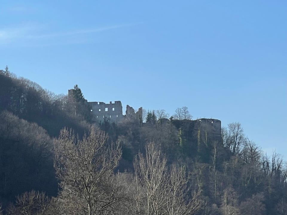Neighbourhood, Natural landscape, Landmark view