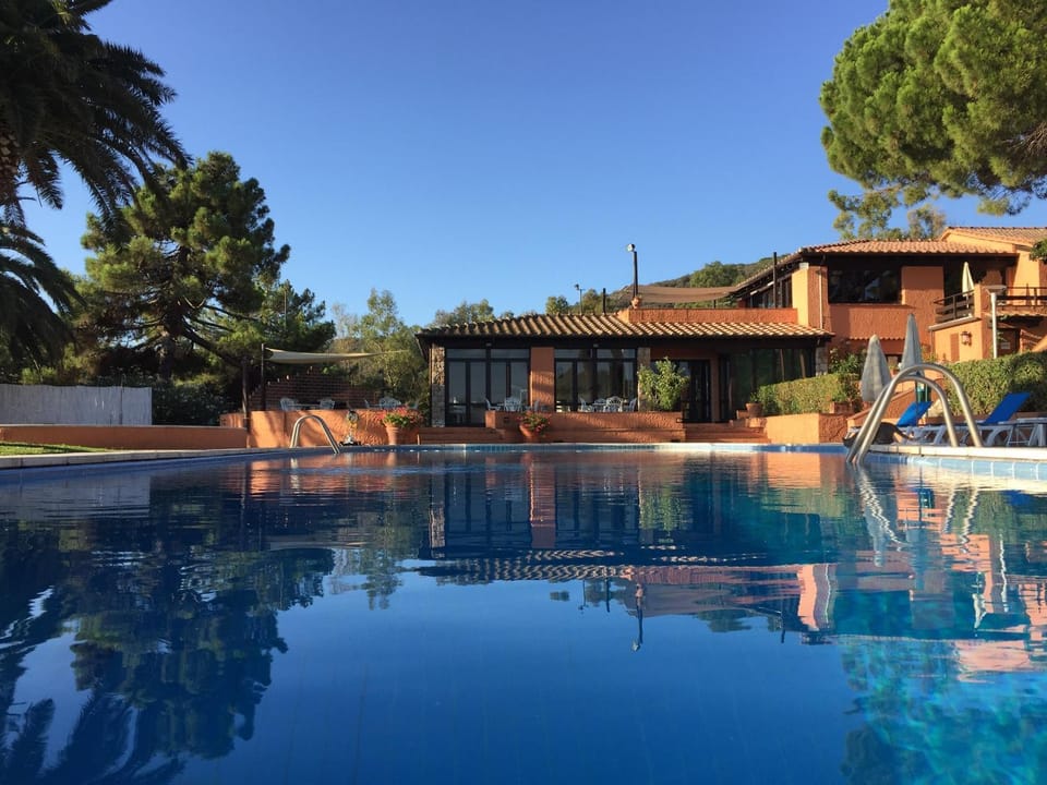 Pool view, Swimming pool
