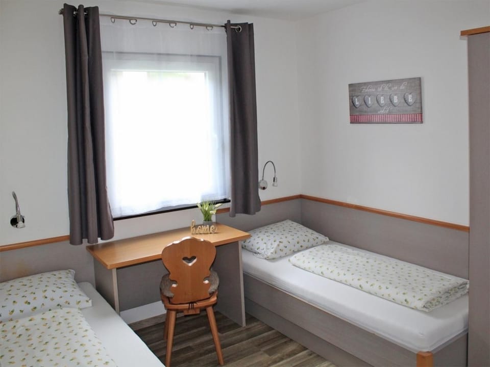 Ferienhaus Nr 86, Kategorie Komfort Plus L, Feriendorf Hochbergle, Allgäu House in Bavaria