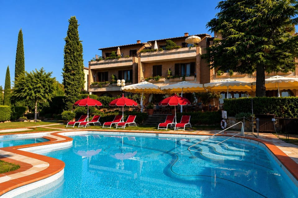 Property building, Garden, Swimming pool
