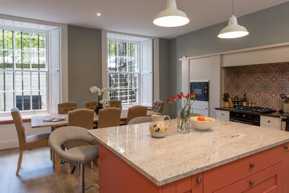 Gorgeous Central Edinburgh 3-Bedroom Apartment Apartment in Edinburgh