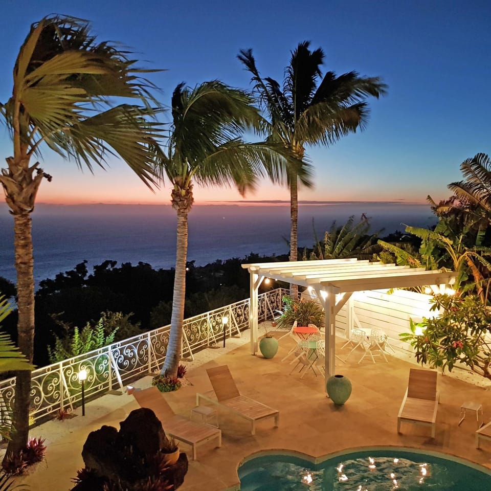 Patio, Balcony/Terrace, Pool view, Sea view