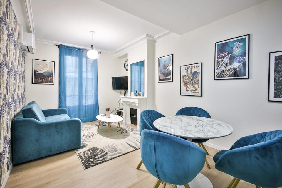 B0Appart 4persChamps ElyséesArc de Triomphe Apartment in Paris