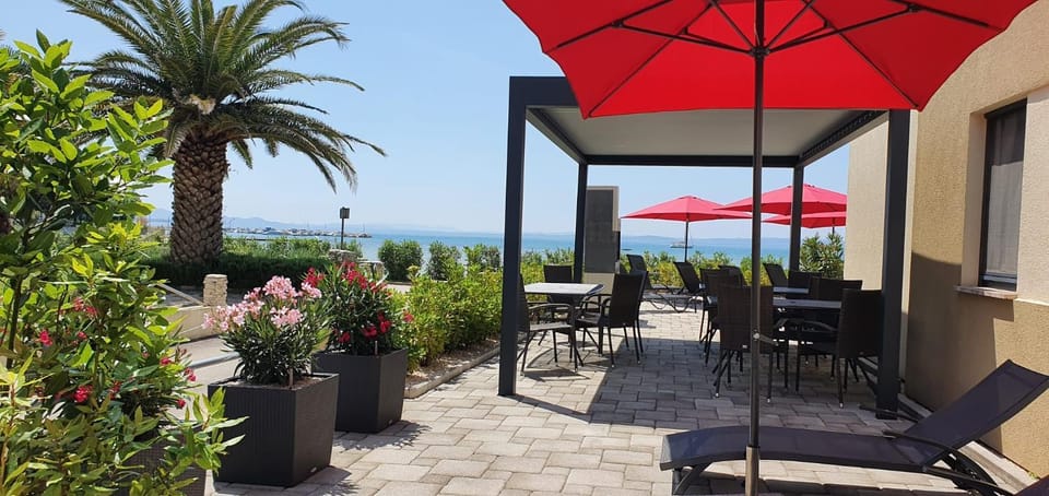 Patio, Balcony/Terrace