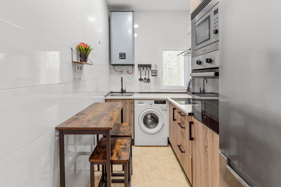 Kitchen or kitchenette, Living room