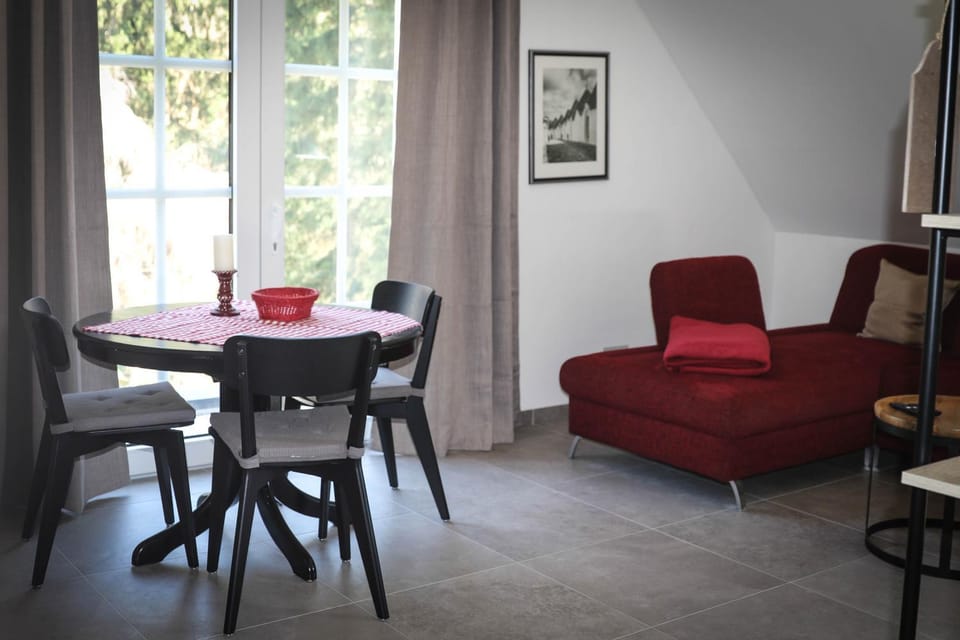 Living room, Seating area, Dining area