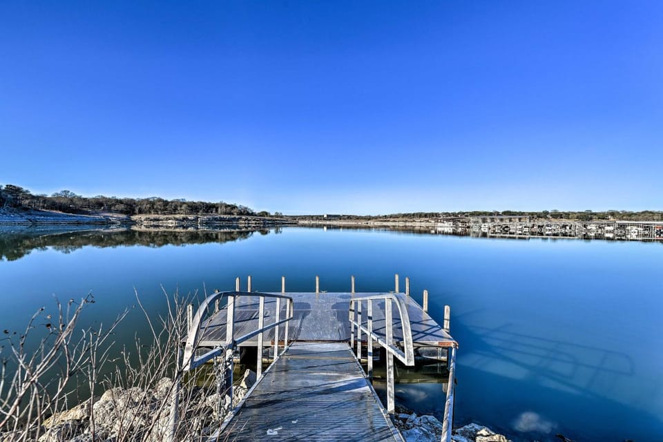 1 Mi to Belton Lake: Peaceful Temple Escape! House in Texas