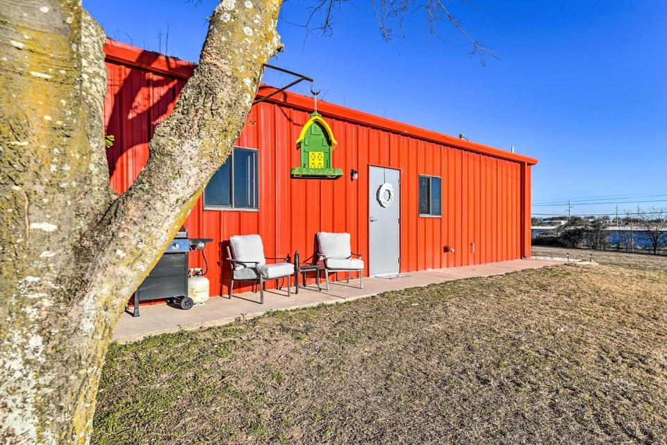 1 Mi to Belton Lake: Peaceful Temple Escape! House in Texas