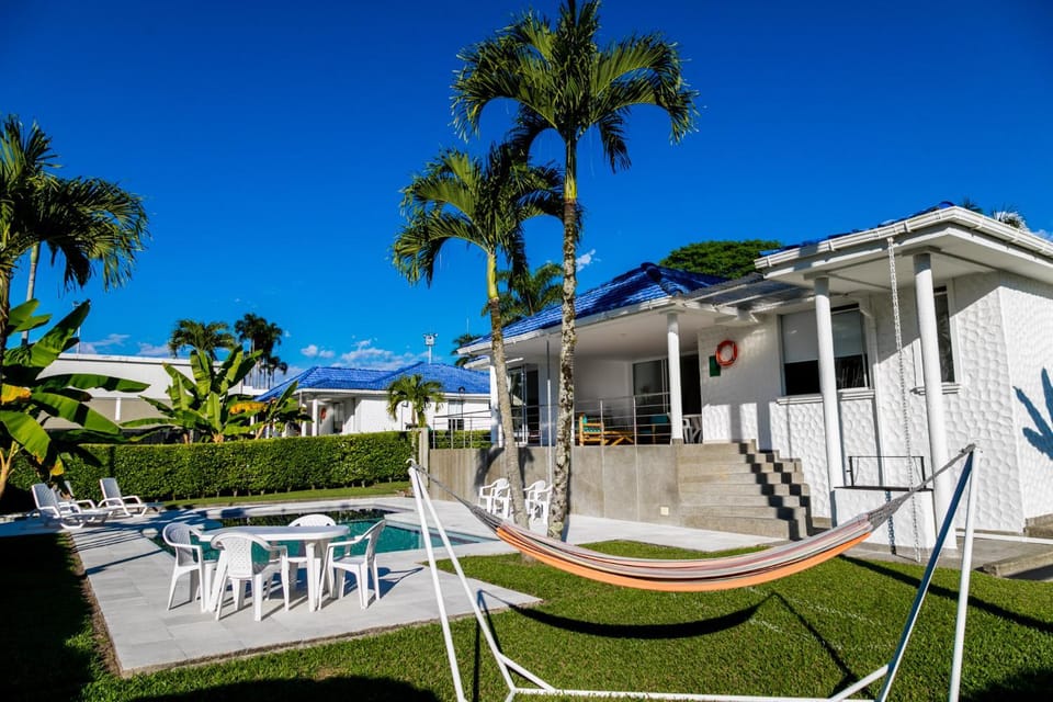 Garden, Swimming pool