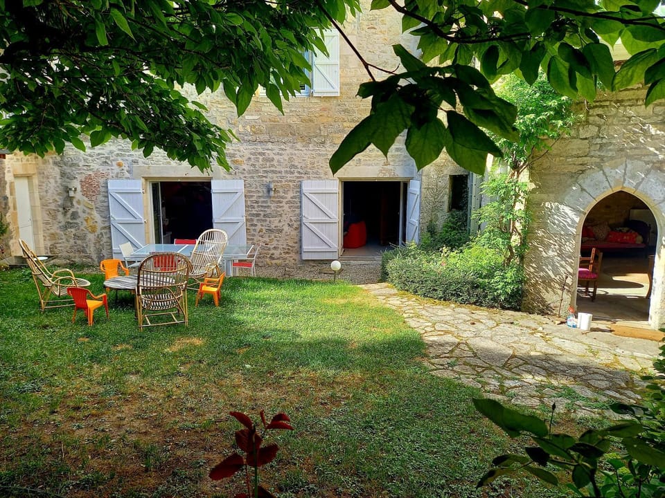 Maison du XVème au cœur du village médiéval House in Occitanie