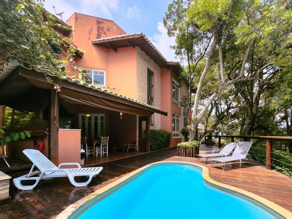 Facade/entrance, Swimming pool