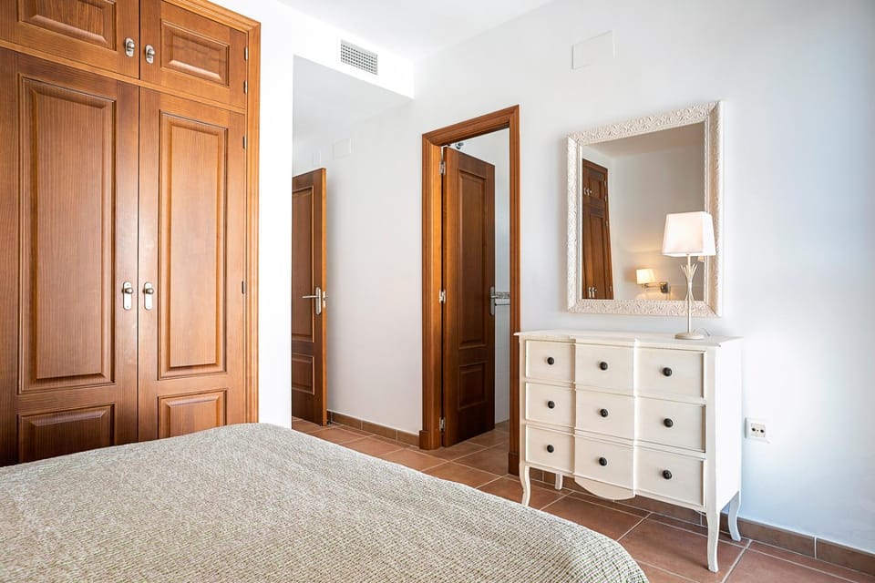 Bed, Bedroom, wardrobe