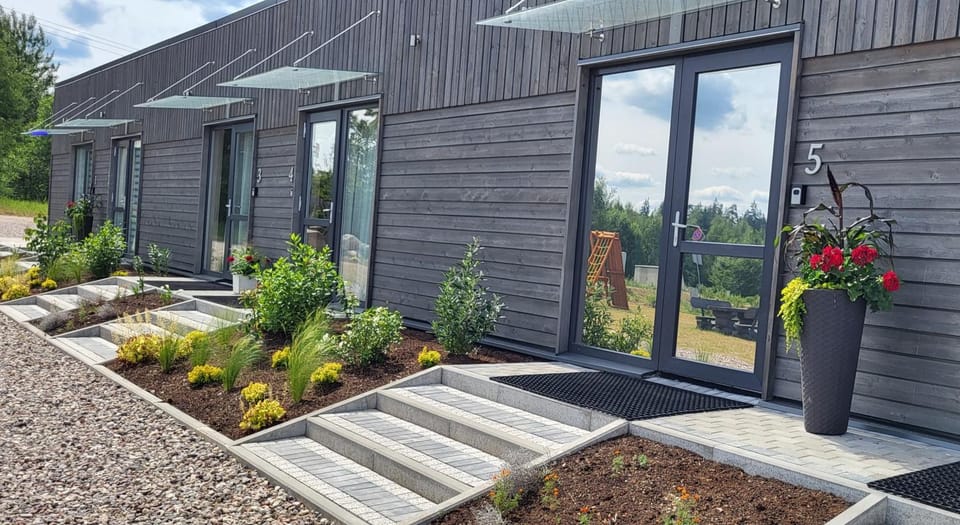 Property building, Day, Natural landscape, Summer, Garden, Garden view