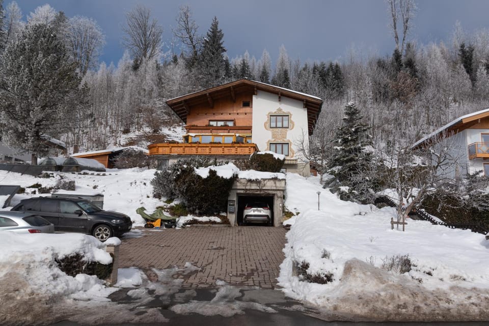 Property building, Winter