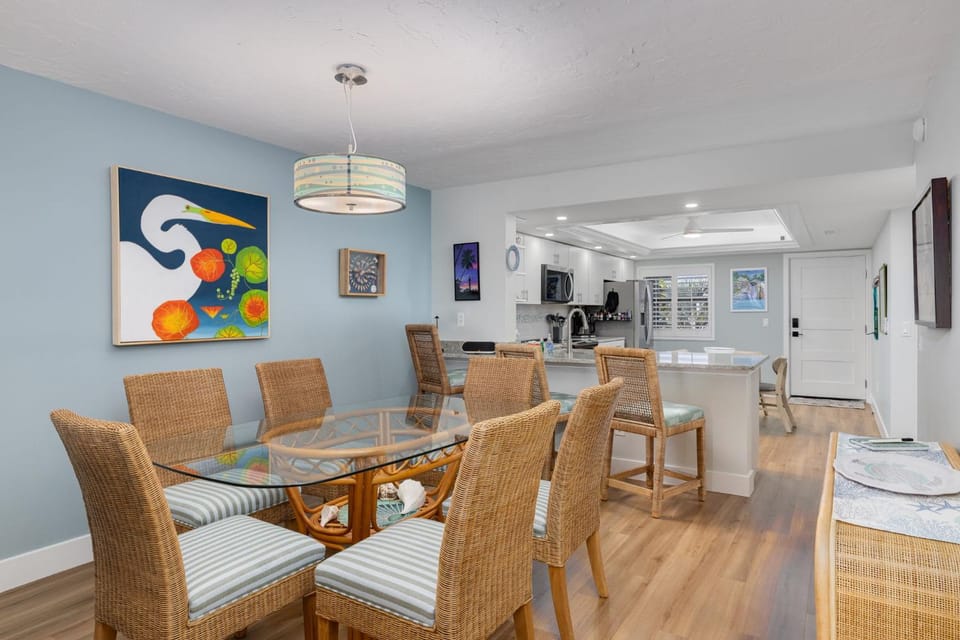 Pointe Santo C6 - Upgraded Walk Out Residence at Pointe Santo Apartment in Sanibel Island