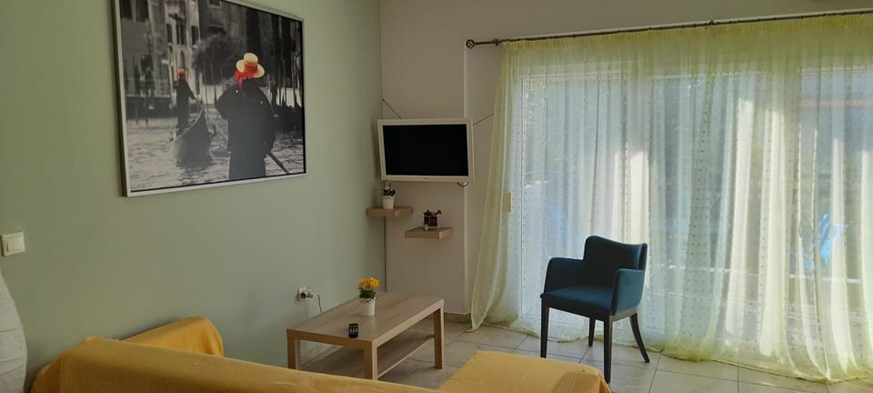 Dimos Sunny & Luxury Central House !!! Apartment in Decentralized Administration of Macedonia and Thrace