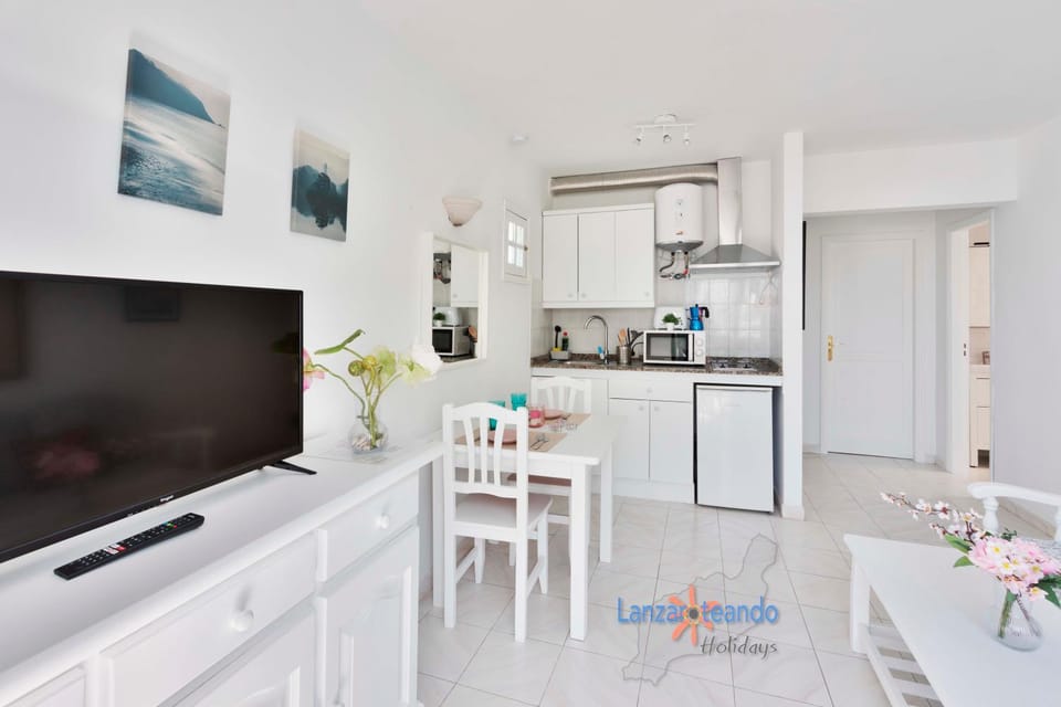 TV and multimedia, Kitchen or kitchenette, Dining area