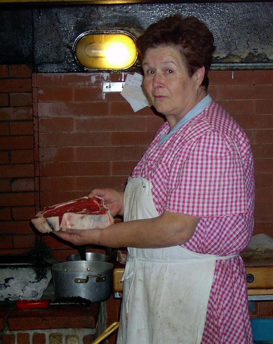 Staff, Restaurant/places to eat, Family