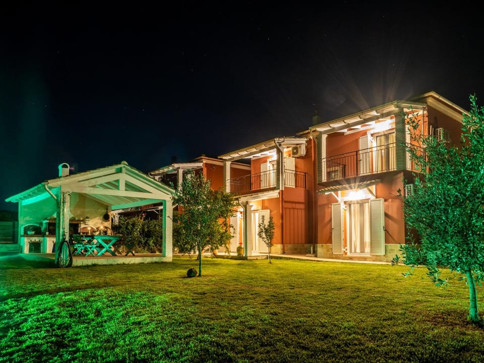 Property building, Garden