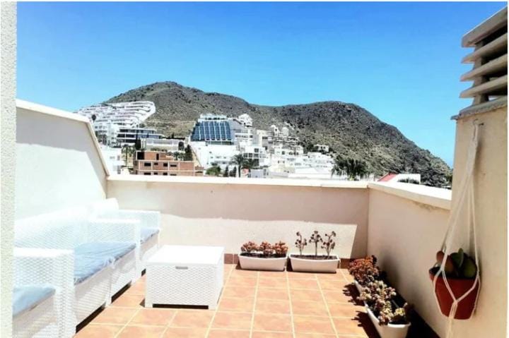 Balcony/Terrace, Mountain view