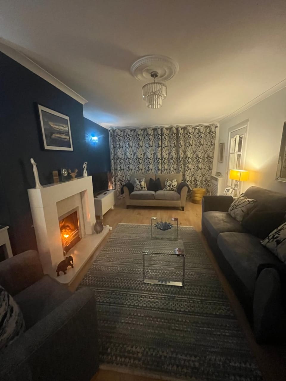 Delightful, central 3 bedroom house with garden & free parking Apartment in Inverness