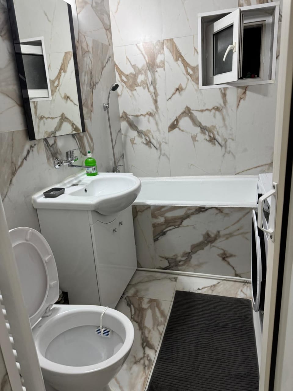 Ploiesti ultracentral !!! Apartment in Prahova, Romania