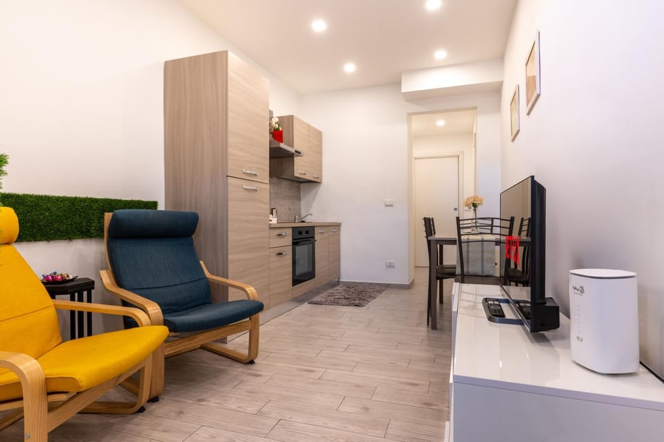 Living room, kitchen