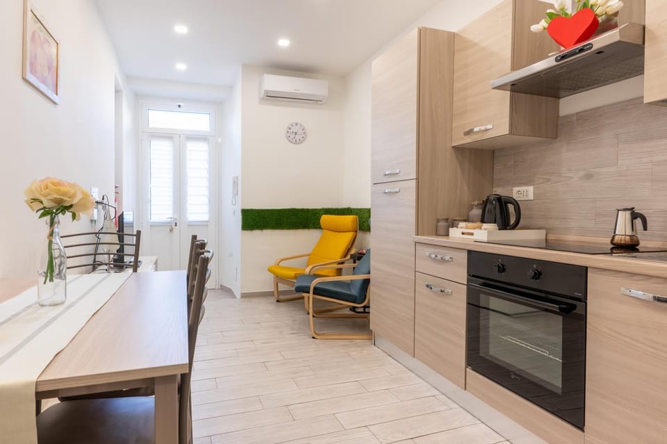Living room, kitchen
