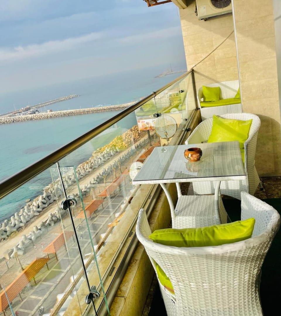 Day, Natural landscape, View (from property/room), Balcony/Terrace, Seating area, Sea view