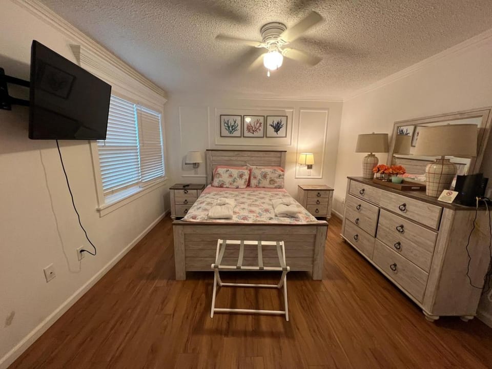 Coastal Escape | Pool | Tennis | Near Beach House in Hilton Head Island
