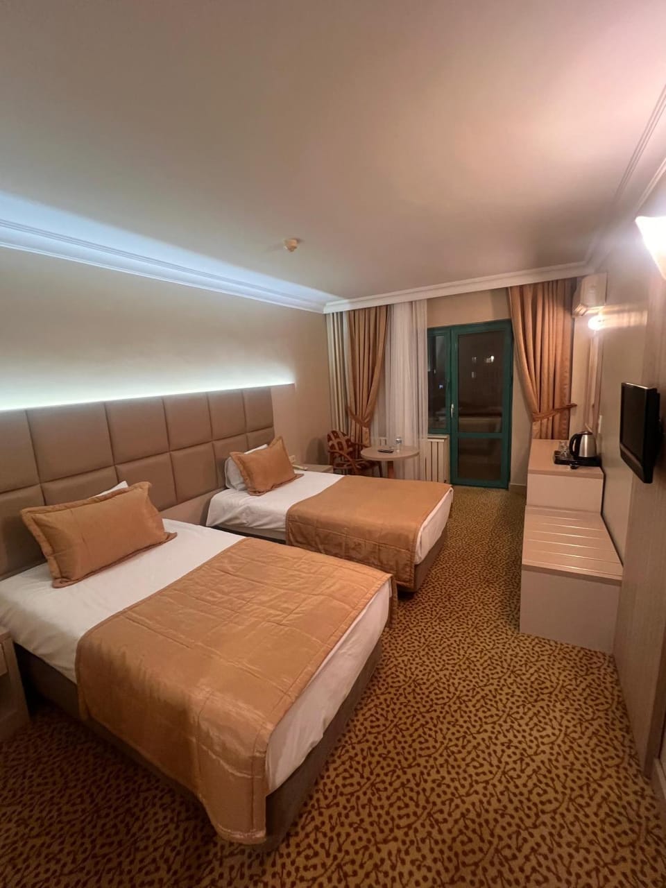 Photo of the whole room