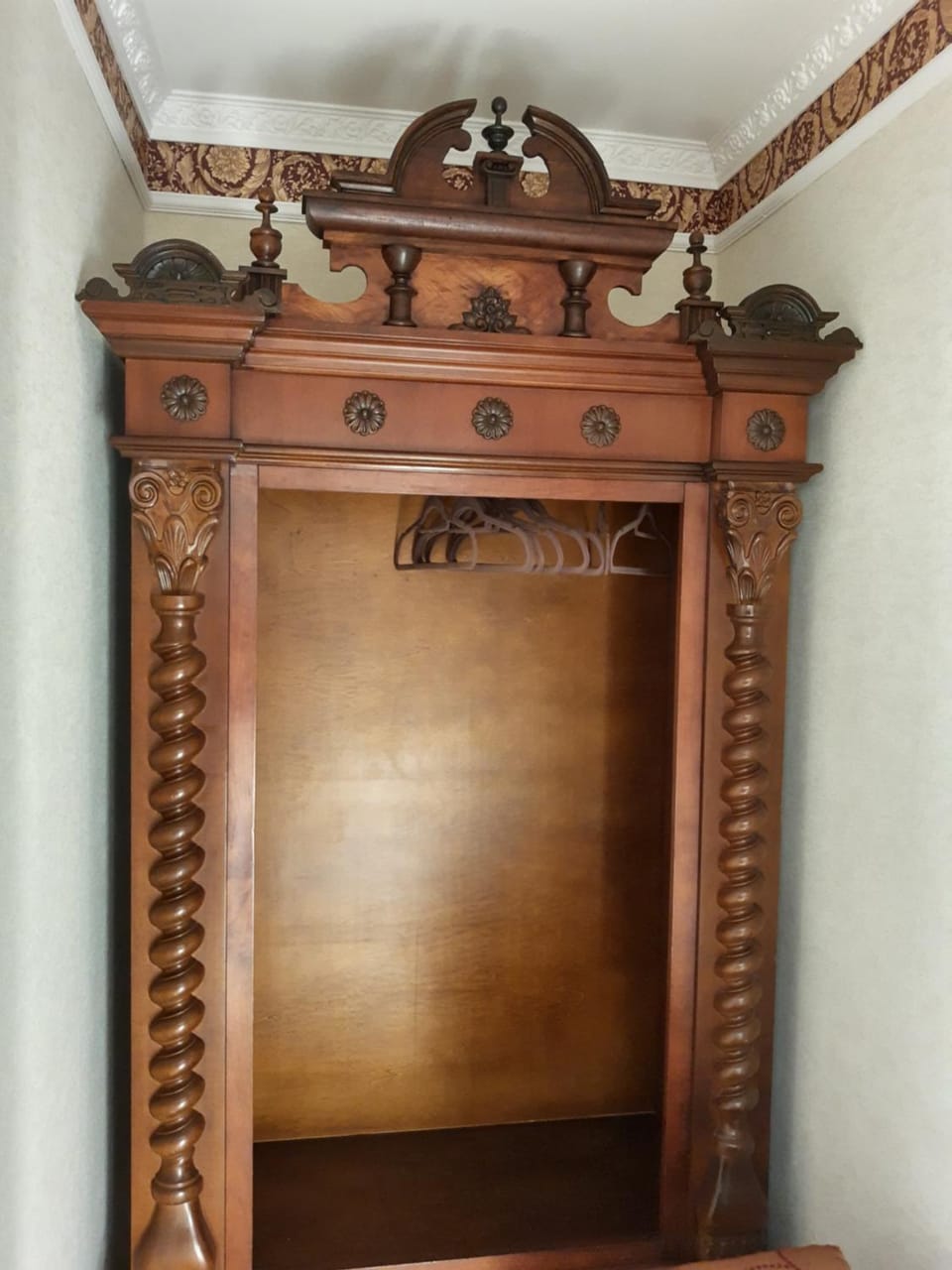 wardrobe