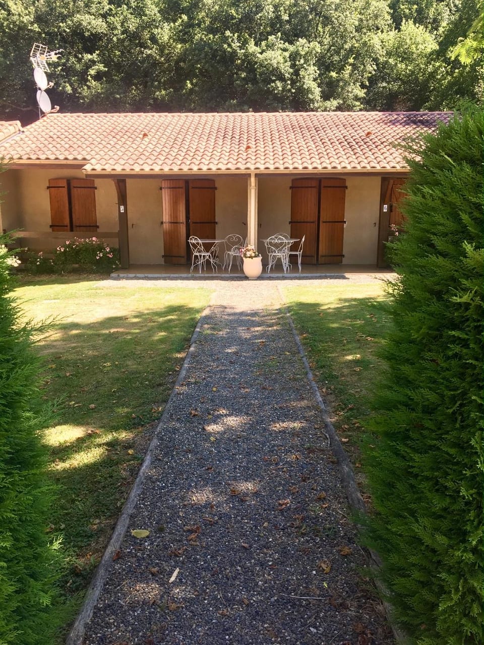 bungalows les thuyas Apartment in Nouvelle-Aquitaine