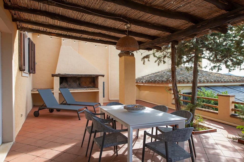 BBQ facilities, Balcony/Terrace, Dining area