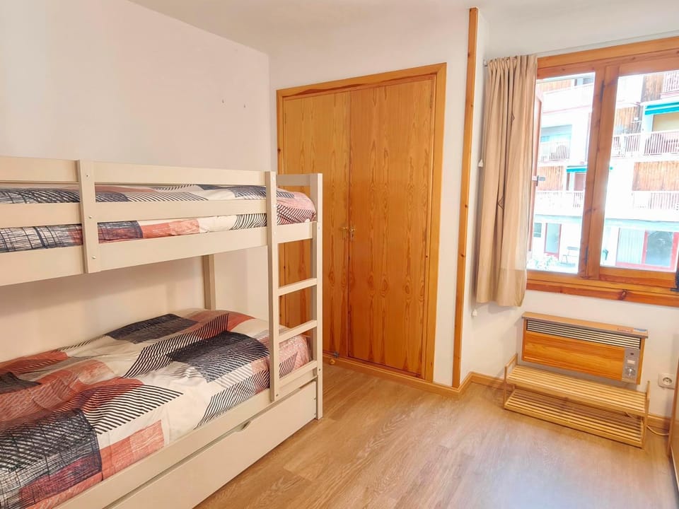 Bed, Photo of the whole room, Bedroom, bunk bed, wardrobe
