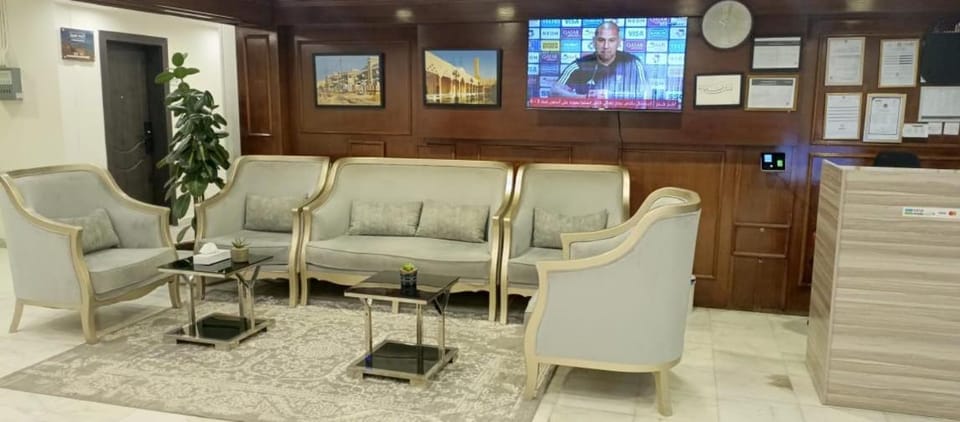 TV and multimedia, Lobby or reception, Seating area