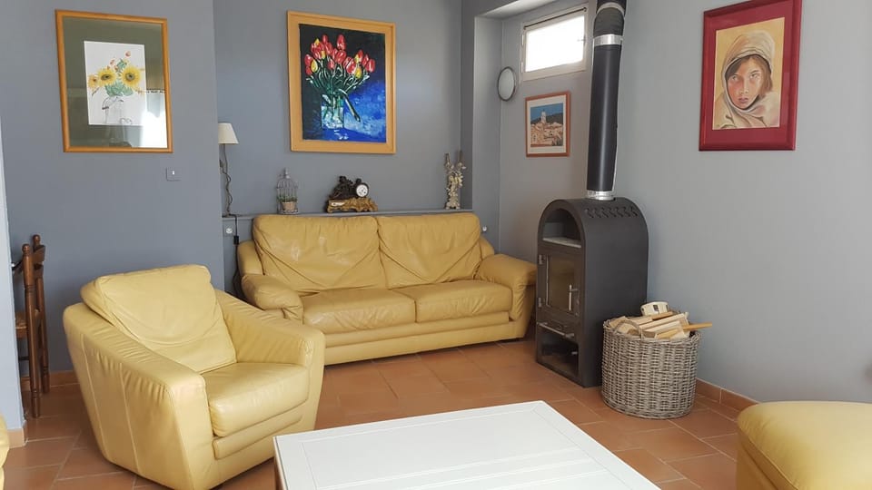 Living room, Seating area, Swimming pool