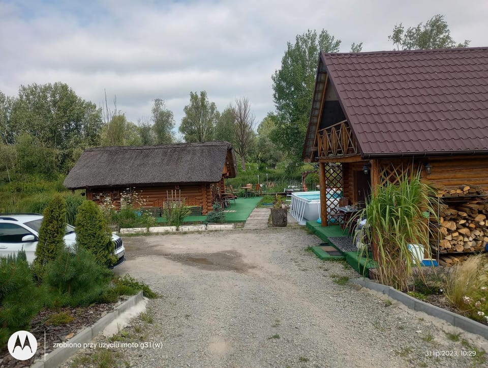 Garden view, Parking