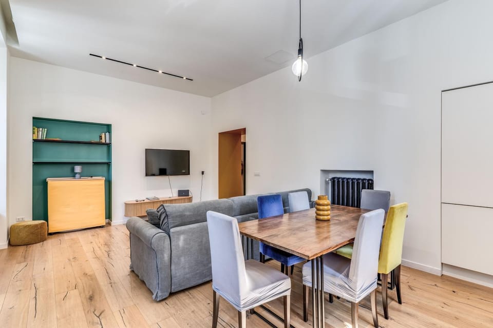 Kitchen or kitchenette, Living room, Dining area