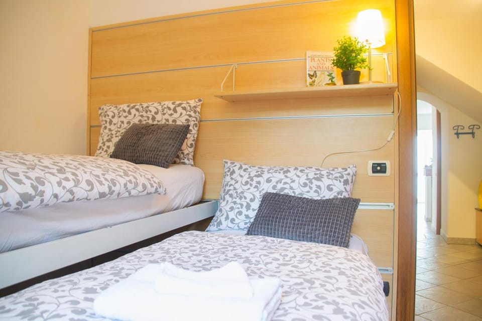 Casa Lili - WelcHome Apartment in Cannobio