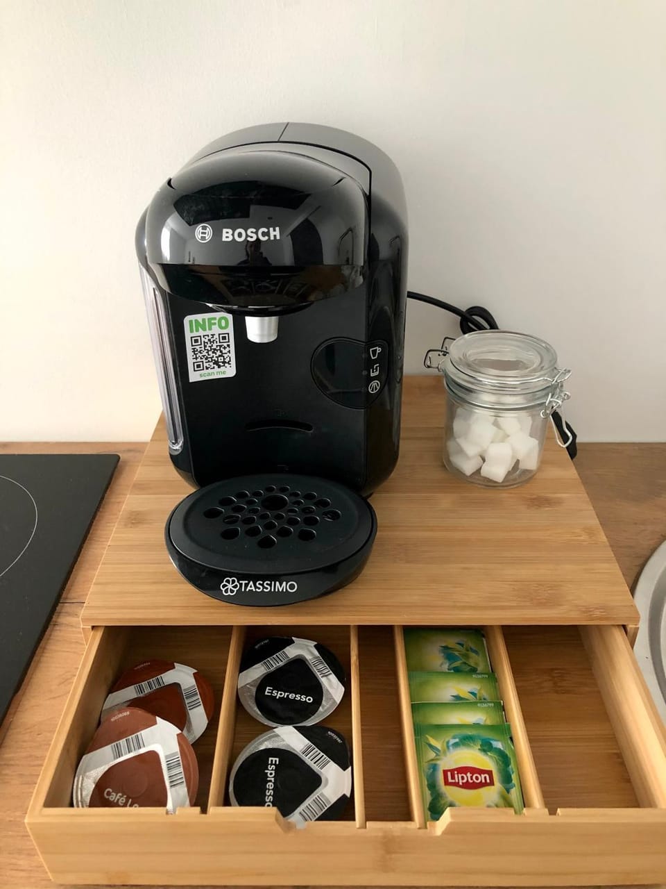 Coffee/tea facilities